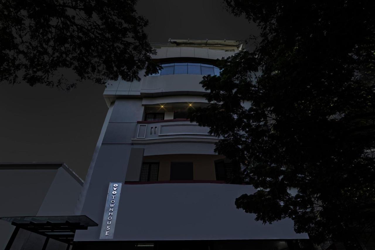Super Townhouse G Silver Hotels Near Us Biometric Chennai Exterior photo