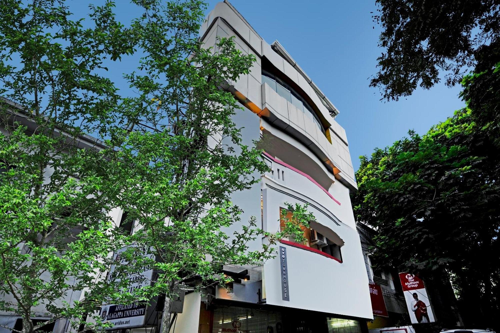 Super Townhouse G Silver Hotels Near Us Biometric Chennai Exterior photo